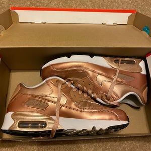 Rose Gold Nike AirMax size 6.5Y